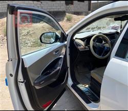 هیوندای گراند سەنتافی